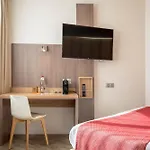 Le Hotel 4*