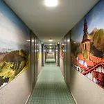 Le Hotel 4*