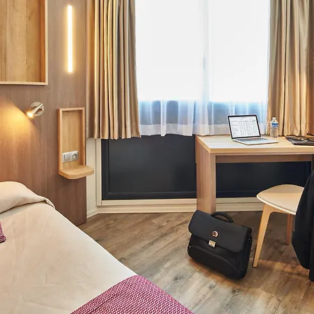 Le Hotel