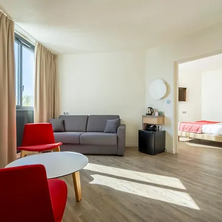 Le Hotell