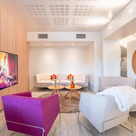 Hotell Le 4*