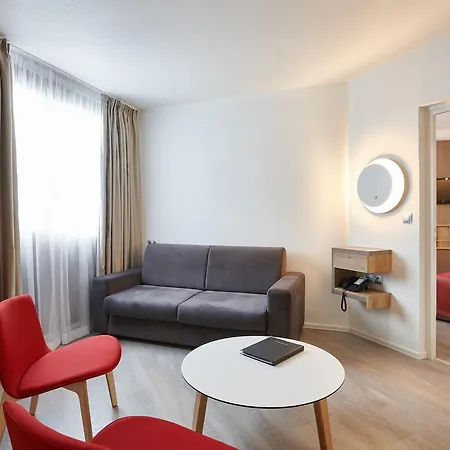 Le Hotel Bayona