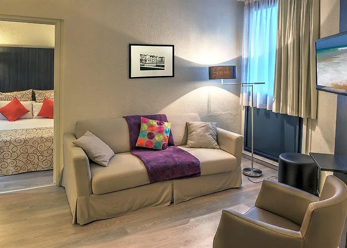 巴约讷酒店 巴约讷