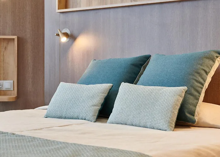 Le Hotel 4*