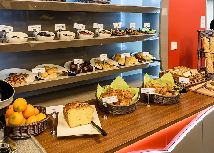 巴约讷酒店 酒店 4*