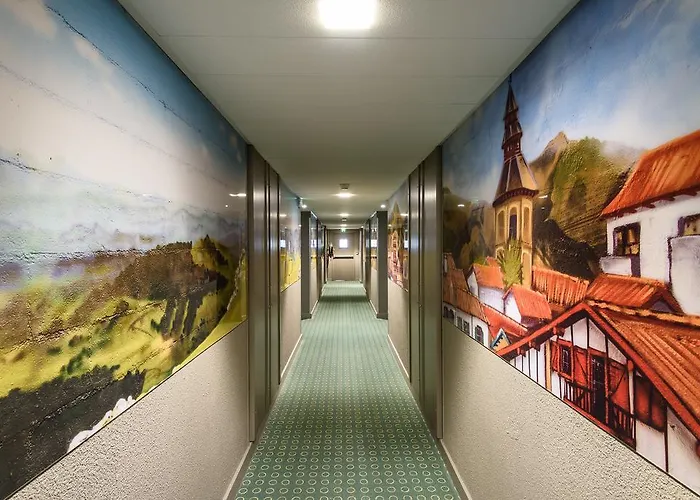 Le Hotel 4*