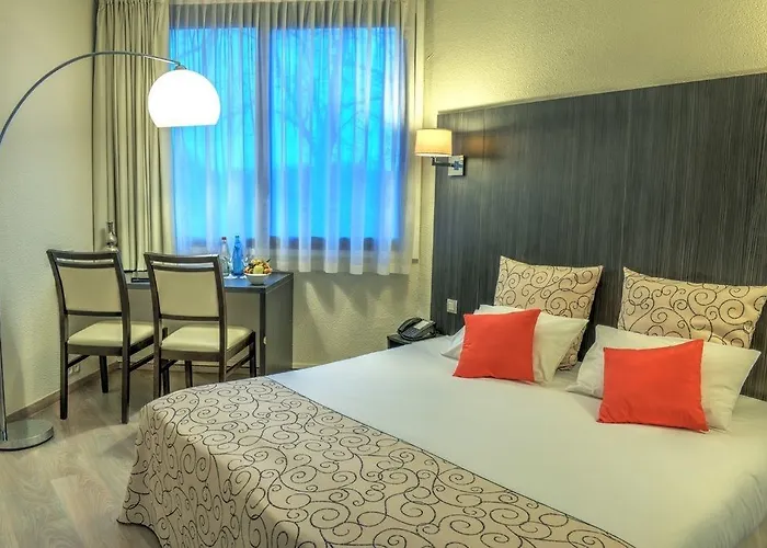 巴约讷酒店 巴约讷