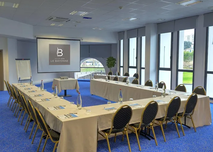 酒店 巴约讷酒店 4*