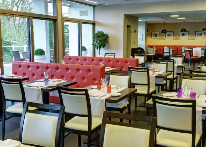 巴约讷酒店 巴约讷